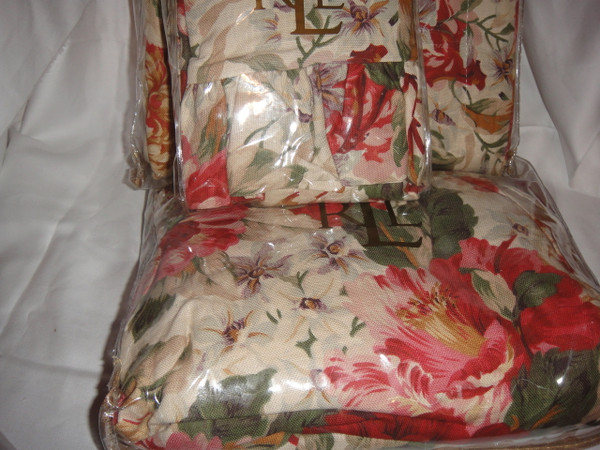 Ralph  Lauren Post Road Floral  8Pc  Queen  Duvet  Comforter Cover Set New