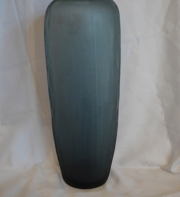 Donna Karan Artisan Glass Glacier Etched Tall Vase New 