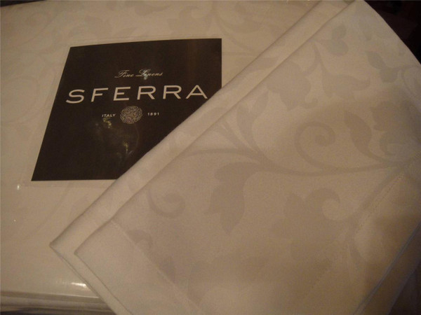 Sferra 1212 Orchard White Tablecloth 70 x 162 W/ 12 Dinner Napkins 