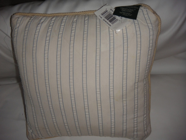 Ralph Lauren Highfields Needlepoint 14 x14 Square Throw Pillow New 