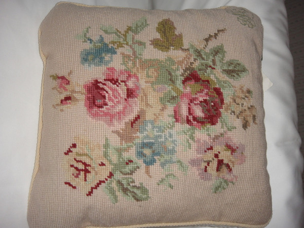 Ralph Lauren Highfields Needlepoint 14 x14 Square Throw Pillow New 