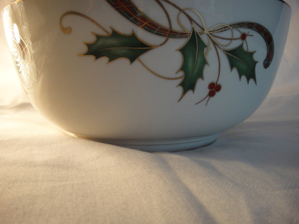 Lenox Holiday Nouveau Gold Round Serving Bowl 