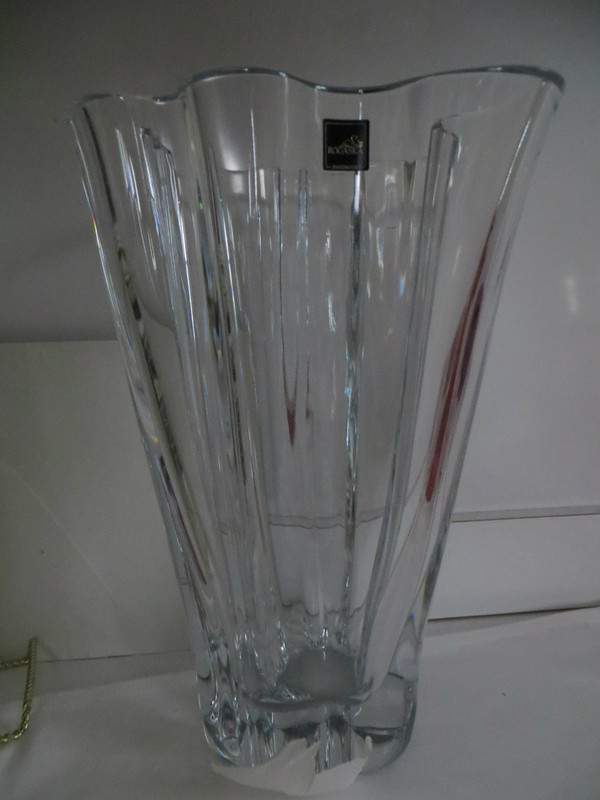 Rogaska Splash 32 cm Crystal Vase  New in Box