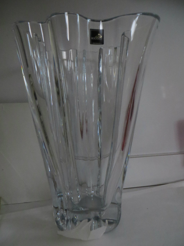 Rogaska Splash 32 cm Crystal Vase  New in Box