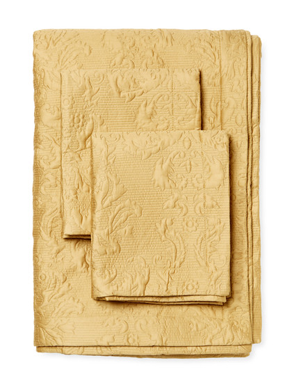 Sferra Harrison Quilt Set Gold