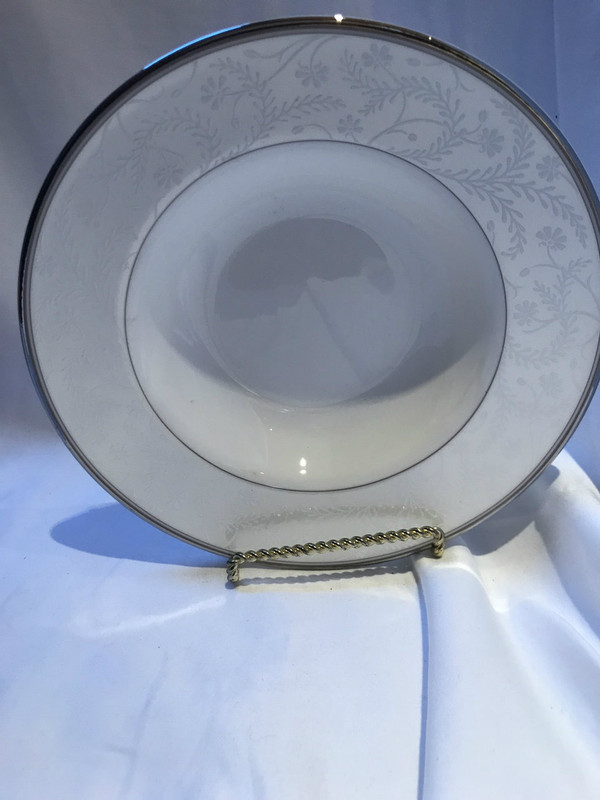 Royal Doulton Anthea Soup Bowl 8" New