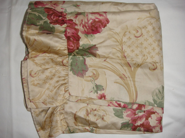 Ralph  Lauren Grosvenor Square Floral Queen 8PC  Comforter  Set