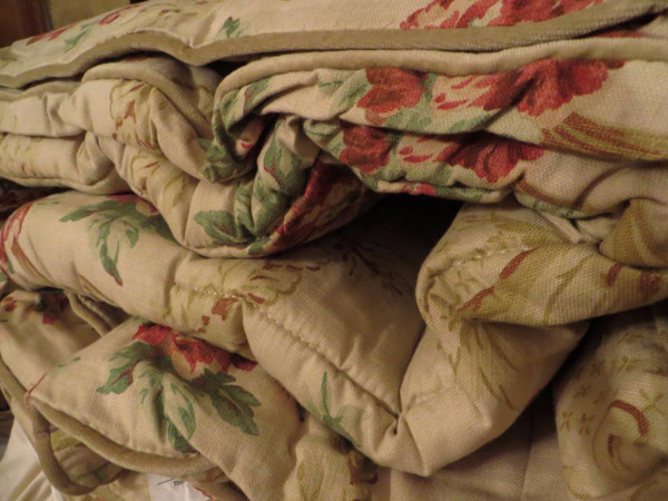 Ralph  Lauren Grosvenor Square Floral Queen 8PC  Comforter  Set