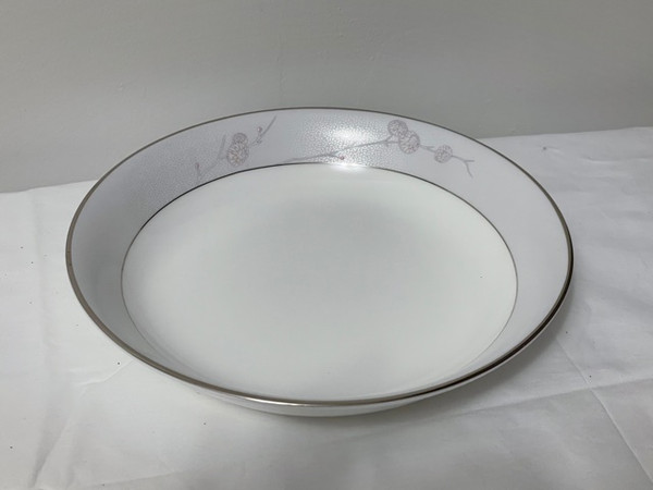 Waterford Chrysanthemum Fine China  8"  Pasta Bowl 