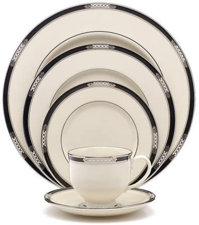 Lenox Hancock Platinum Ivory Dinnerware Service for 8 