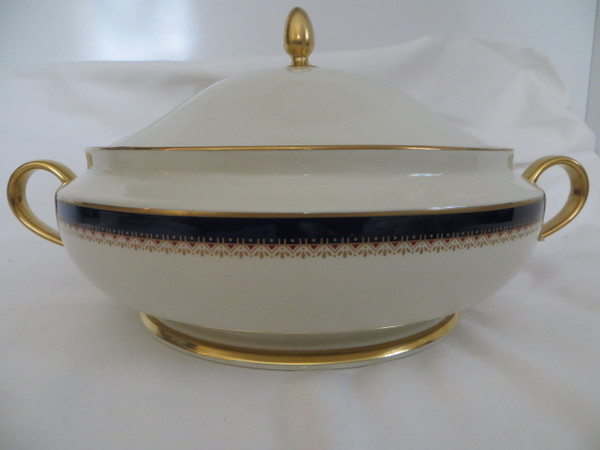 Lenox Jefferson Presidential Gold Covered Vegetable Bowl 