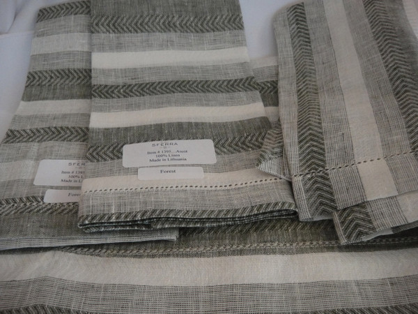 Ascot Set of Four Hemstitched Dinner Napkins by Sferra Forest New