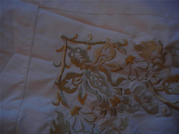 Sferra Saxon 3140 White w/ Champagne Standard  Sham Egyptian Cotton Percale New