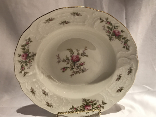 Rosenthal Ramona Ivory Rose Sanssouci Germany Set of 8 Soup Bowls