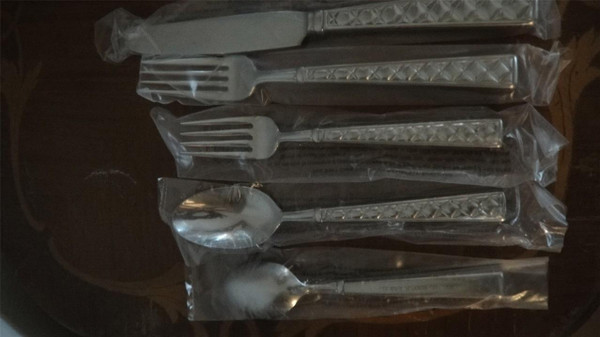 Kate Spade Classic Quilted 18/10  Stainless Flatware 67PC Set