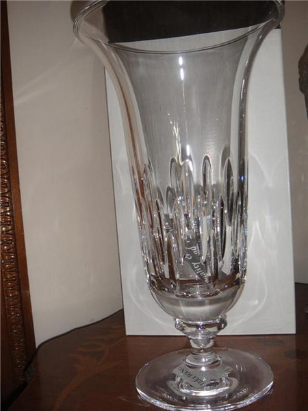 Wedgwood Vera Wang Duchesse  11" Footed Crystal Vase New in Box