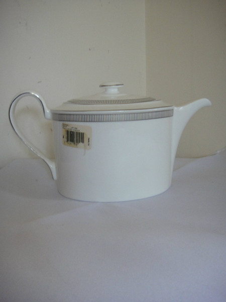 Wedgwood Proposal Teapot With Lid 