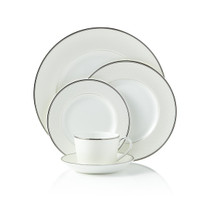 Royal Doulton Waterford Monique Lhuillier Pointe D'Esprit 5 Piece Place Setting