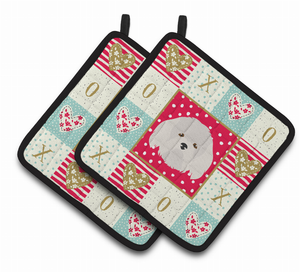 Dog Portrait XOXO on Pair of Pot Holders - 194030123430