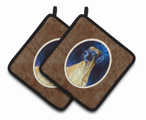 Dog on Pair of Pot Holders - 638508401885