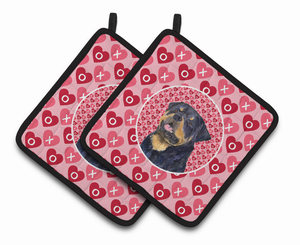 Dog Valentine's Day Portrait Pair of Pot Holders - 638508407887