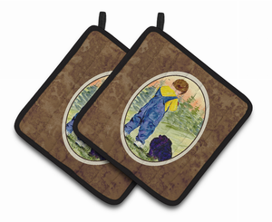 Little Boy with his  Pomeranian Pair of Pot Holders - 638508362025