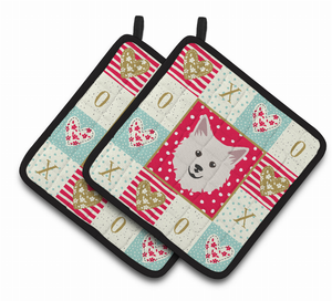 Dog Portrait XOXO on Pair of Pot Holders - 194030123591