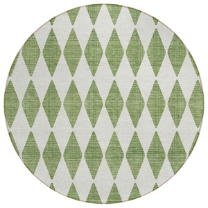 8' Green And Ivory Round Geometric Washable Indoor Outdoor Area Rug