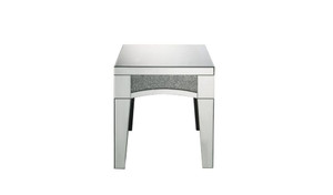 Homeroots Living Room 24" Silver Mirrored Manufactured Wood End Table, Square Shape, Silver Finish