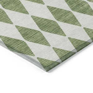 8' X 10' Green And Ivory Geometric Washable Indoor Outdoor Area Rug