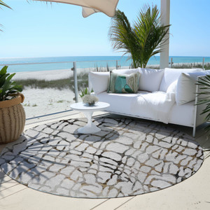 8' Silver Gray And Charcoal Round Abstract Washable Indoor Outdoor Area Rug