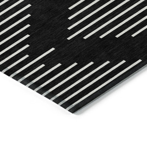 8' X 10' Black And Ivory Geometric Washable Indoor Outdoor Area Rug Transitional Style - Black, Ivory Color