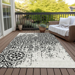 5' X 8' Black And Ivory Medallion Washable Indoor Outdoor Area Rug