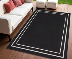 4' X 6' Black And Ivory Indoor Outdoor Area Rug - Black, Ivory
