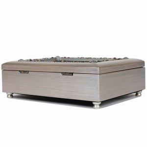 Music Box Mom Never A Day Prov. 31:28