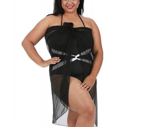 InstantFigure curvy Contrast Twist Front One Piece Swimsuit