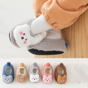 Baby 3D Cartoon Bear Patched Pattern Non-Slip Warm Shoes - 716252335554