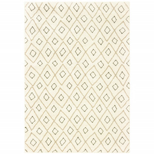 Homeroots Home Decor 5' x 7' Geometric Area Rug, Sand Ash Grey and Ivory, Power Loom, Stain Resistant