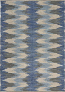 5' X 7' Blue and Cream Ikat Pattern Area Rug