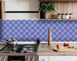 8" X 8" Blue And White Gerbera Peel And Stick Removable Tiles - 808230083905