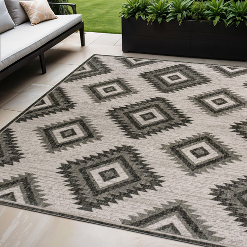 5' X 8' Black And Cream Moroccan Indoor Outdoor Area Rug