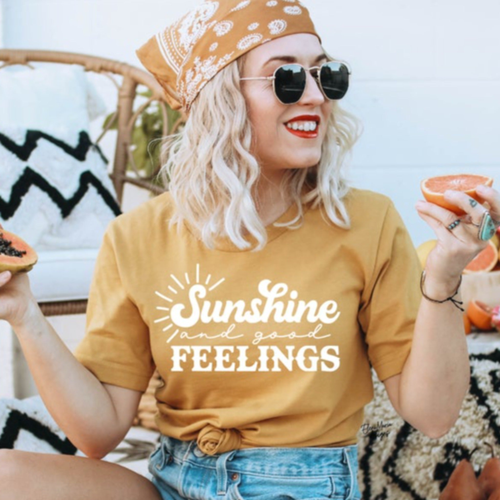 Women's Sunshine Good Feelings T-Shirt 