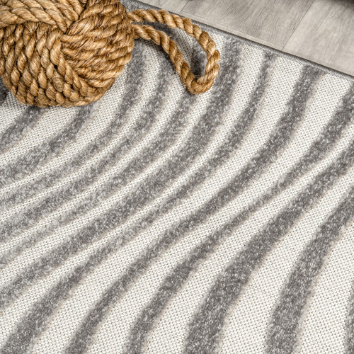 8' Gray And Ivory Round Abstract Indoor Outdoor Area Rug