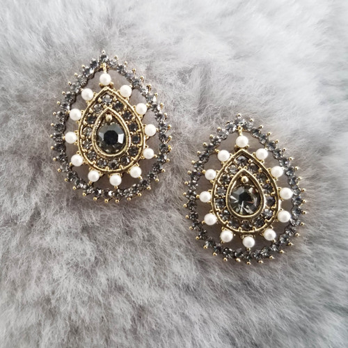 Teardrop - Stud/Cluster