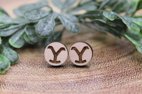 Y || Stud Earrings || Hypoallergenic