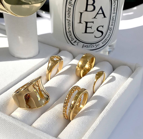 GOLD SADDLE RING - SAMPLE