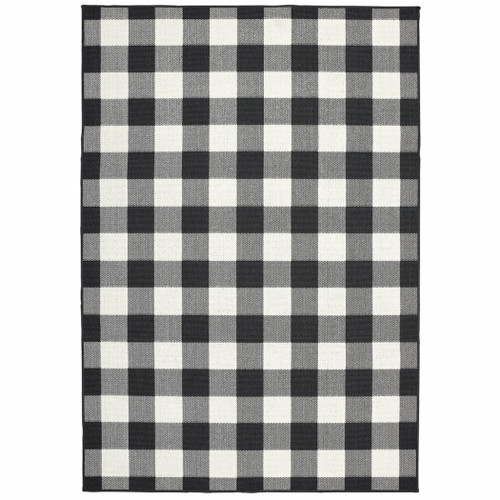 7' X 10' Black and Ivory Indoor Outdoor Area Rug