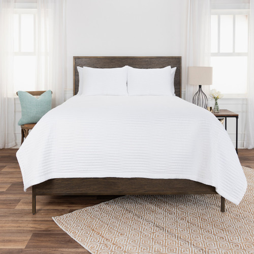 92" X 106" White Geometric Cotton Quilt