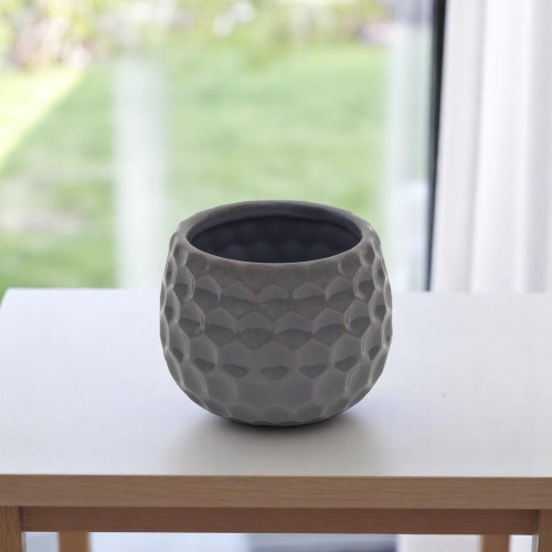 Gray Ceramic 17 Ounce Round Distressed Pot Planter