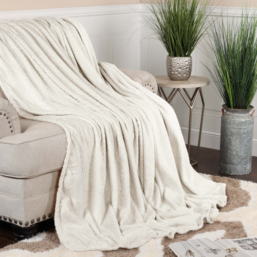 King Ivory Geometric Flannel Woven Plush Blanket